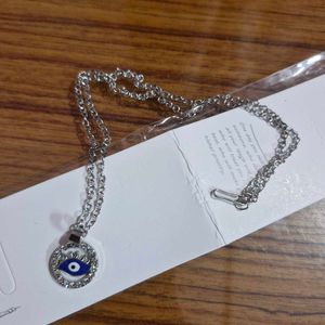 Necklace With Eye pendent