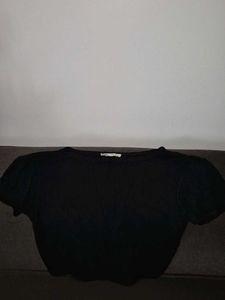 Black plain crop top