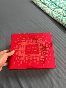 Elizabeth Arden Red Door Perfume