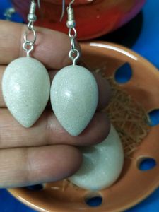 Elegant Pearl Drop Earrings With Pendant Set
