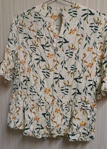 🌼 Vero Moda Floral Peplum Top