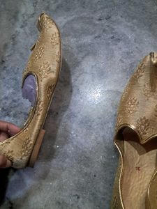 MEN PUNJABI JUTTI