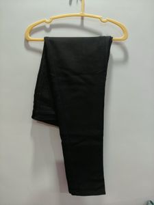 Elegant Black casual pant