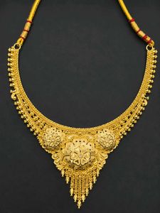 Elegant Gold Necklace