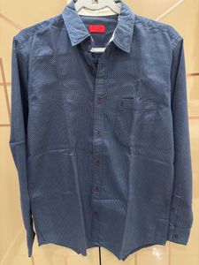 Men's Patterned Blue Button-Up Shirt