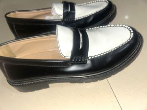 Stylish Black &amp; White Loafers