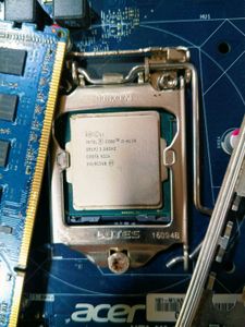 4th generation motherboard with processor and 4gb