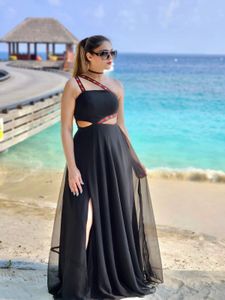 Chic Black One-Shoulder Maxi Dress