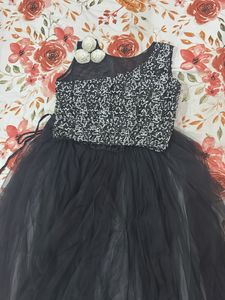 Elegant Black Sequined Crop Top Lehenga