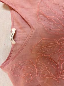 Beautiful Pink Embroidered Kurta