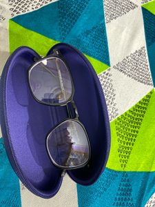 photocromatic Eyeglasses with Case