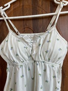 Sexy sleeveless padded ribbon 🎀 top