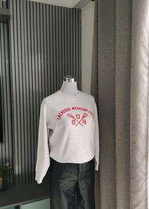 💥Price Drop💥Uniqlo Light Gray Sweatshirt