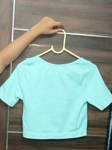 Crop Slim Fit Top