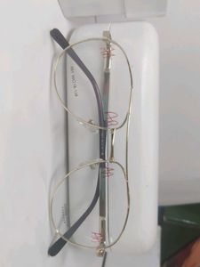 Aviator Eyeglasses with Gold Frame