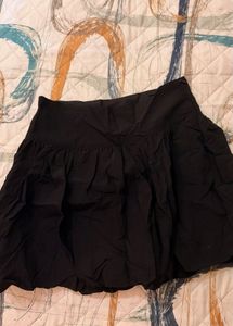 Chic Black Mini Bubble Skort