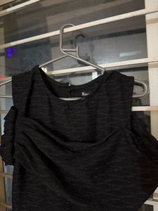 Elegant Black Cold Shoulder Maxi Dress