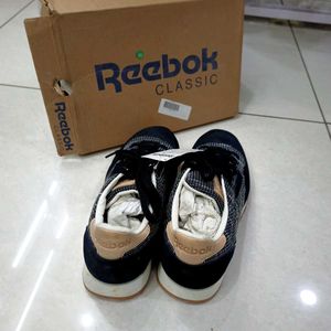 Reebok Classic Sneakers