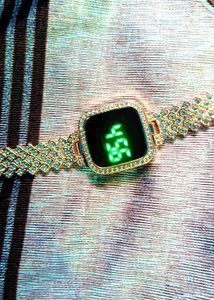 Sparkling Women's Watch
