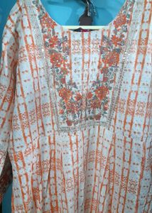 Elegant Floral Print Kurta
