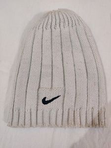 Men Used Wool Cap In White Color Good Condition