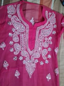 Beautiful Pink Embroidered Kurta