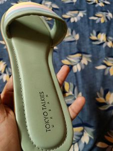PRICEDROP!!!!!!MULTICOLOUR FLATS