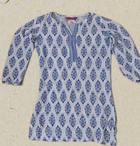Blue &amp; White Printed Kurta