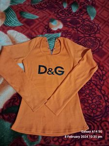 D&amp;G TOPS