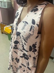 Cute Floral Print Sleeveless Top