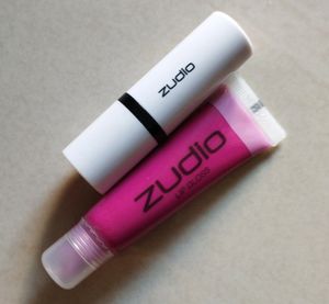 Combo Of Lipstick And Lip gloss!