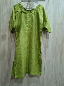combo of 5 different kurtas