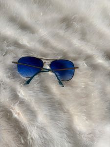 Stylish Blue Aviator Sunglasses
