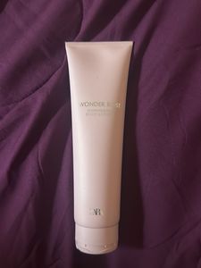 Zara Wonder Rose Shimmering Body Lotion