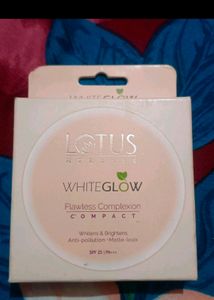 Lotus Compact