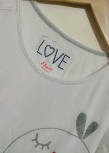 White Full Sleeves Cotton T-shirt For 32 Bust