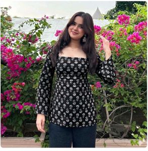 Stylish Black &amp; White Printed Kurta