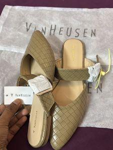 Brand New - Vanheusen Wedges For Trendy Women