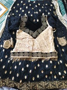 Black &amp; Golden Heavy Net Velvet Lehanga