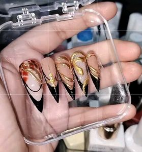 customised press on nails