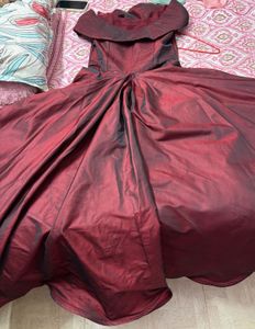 Stunning Red Ethnic Gown
