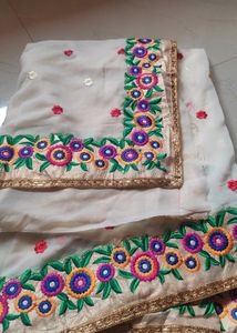 embroidery saree