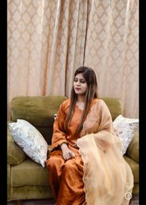Elegant Farshi Salwar Suit Set