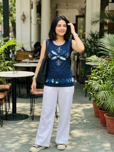Stylish Blue Sleeveless Top
