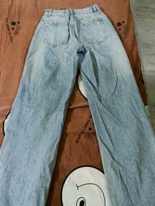 Distressed Wide Leg Jeans
