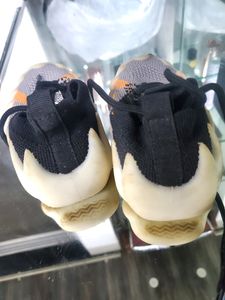 KIDS SHOES