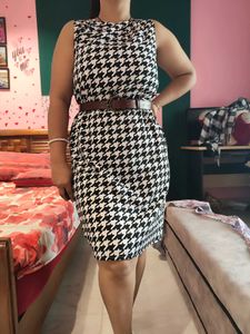 Houndstooth Sleeveless Dress