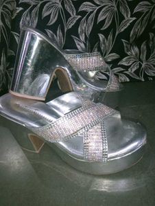 ✨ Premium Silver Sparkling Heels  LIKE NEW