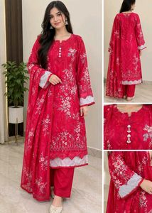 Pakistani maroon Floral Kurta Set