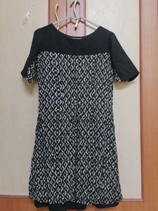 Chic Black & White Geometric Dress